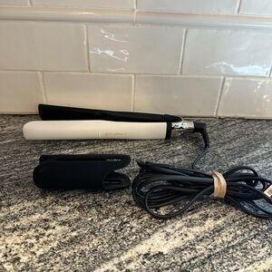 GHD PLATINUM+ FLAT IRON (1 INCH PLATE) WHITE S8T262
